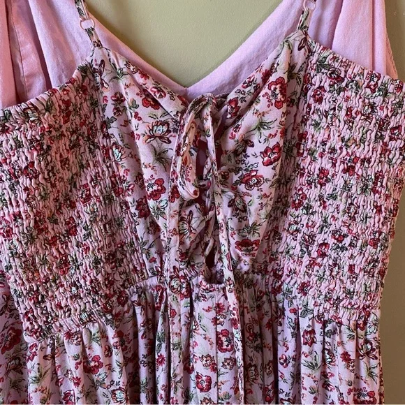 Xhilaration Floral Spaghetti Strap Pink Flutter Sundress - Size Medium - Picture 6 of 11